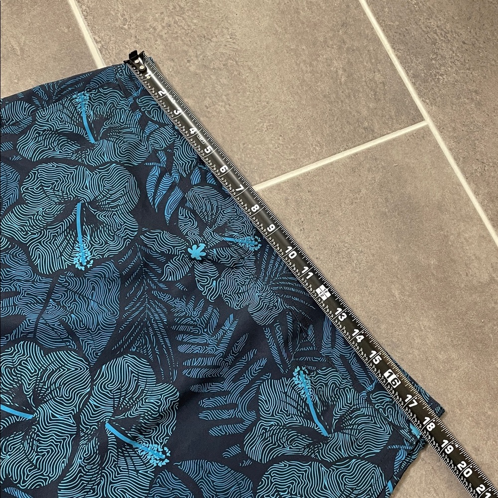 RipSkirt Hawaii Length 2 skirt size XL - Picture 3 of 9